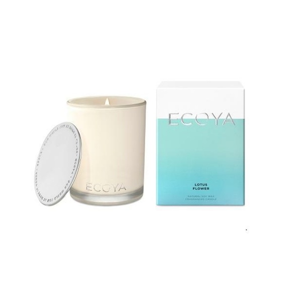 Ecoya Lotus Flower Jar Candle - Picture 3 of 3